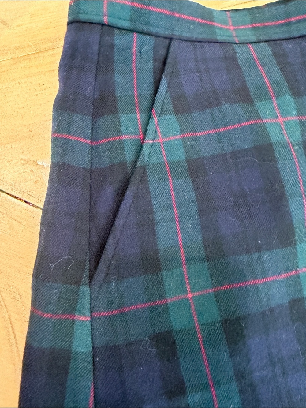 Vintage Ralph Lauren A-Line Plaid Midi Wool Skirt in Navy and Green 12 - Picture 5 of 12